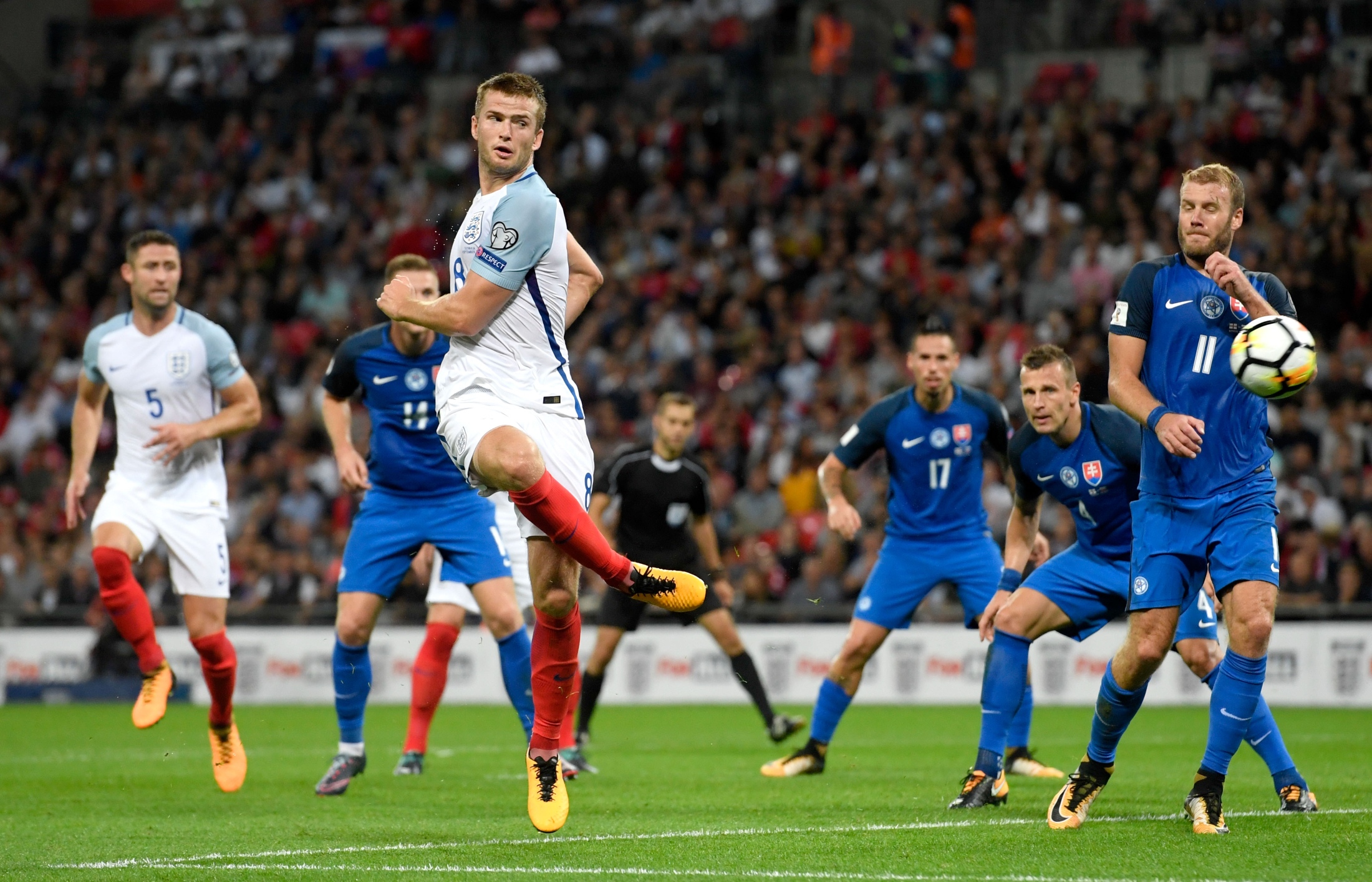 背后隐藏的 背后隐藏的