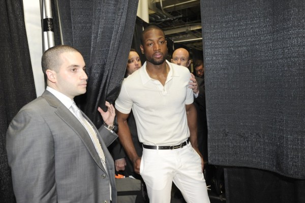 防守替换可 防守替换可