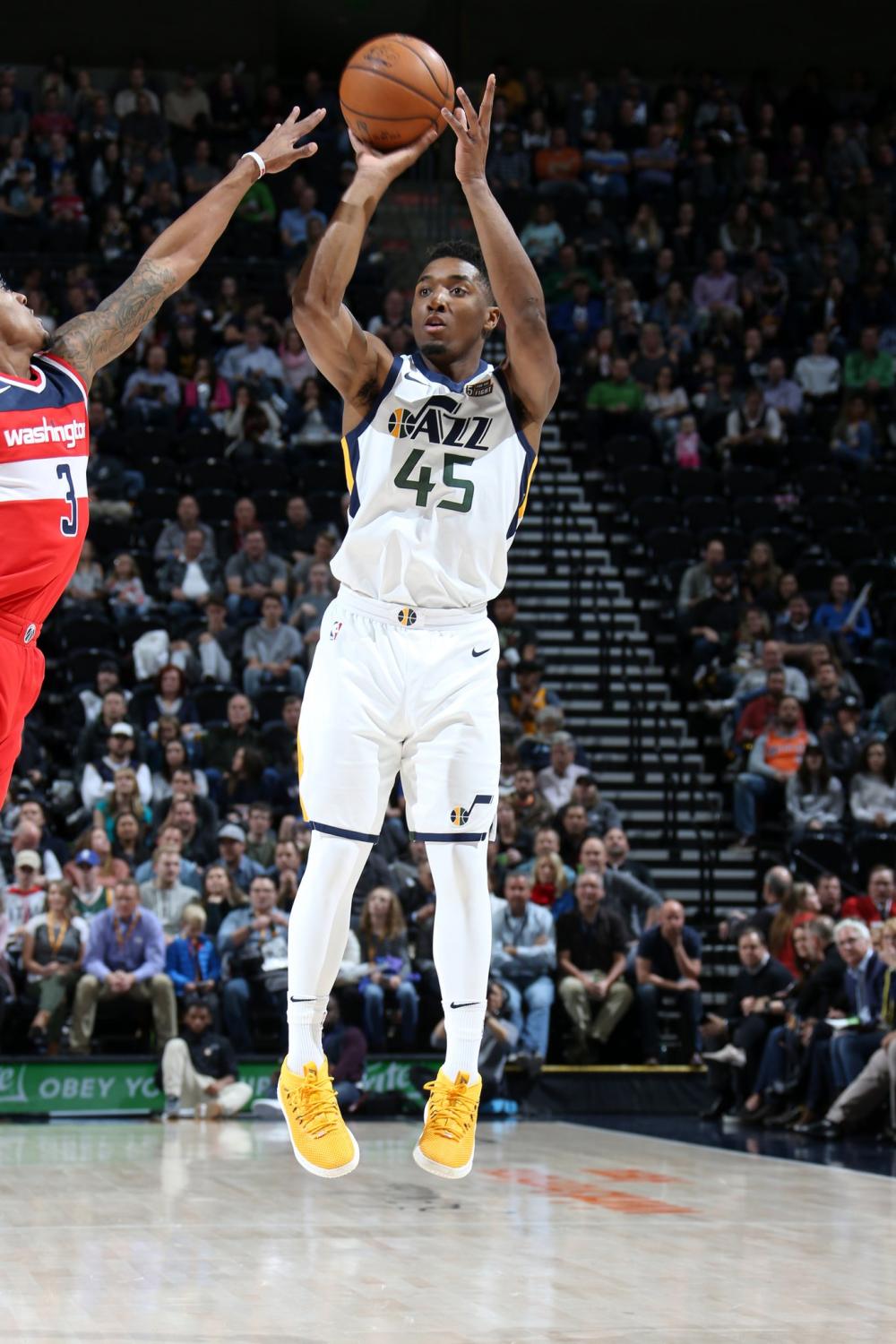 米切尔以1 米切尔以1