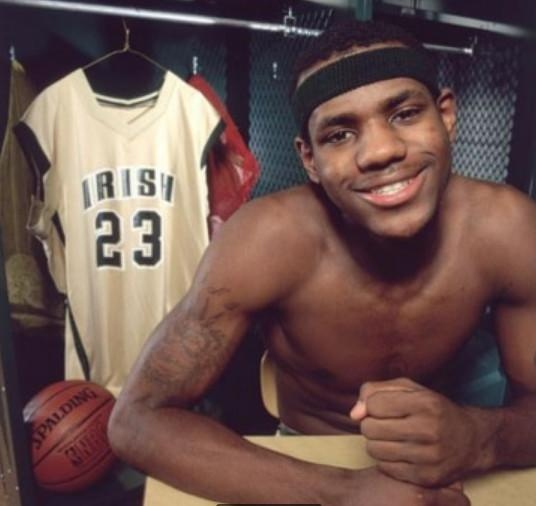 职业队更易 职业队更易